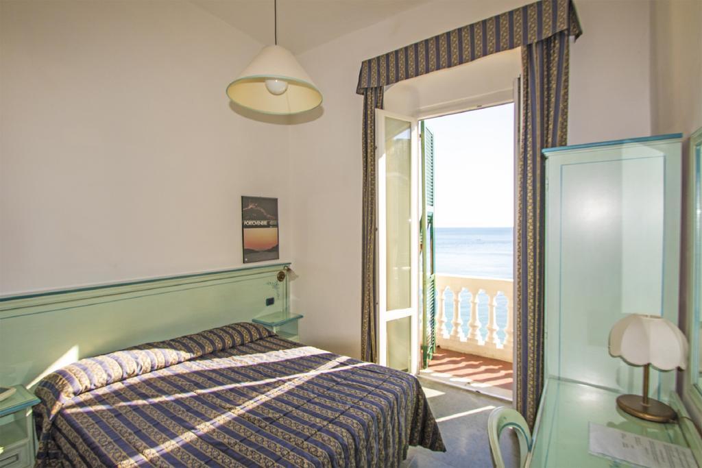 Hotel Baia Monterosso al Mare Pokoj fotografie